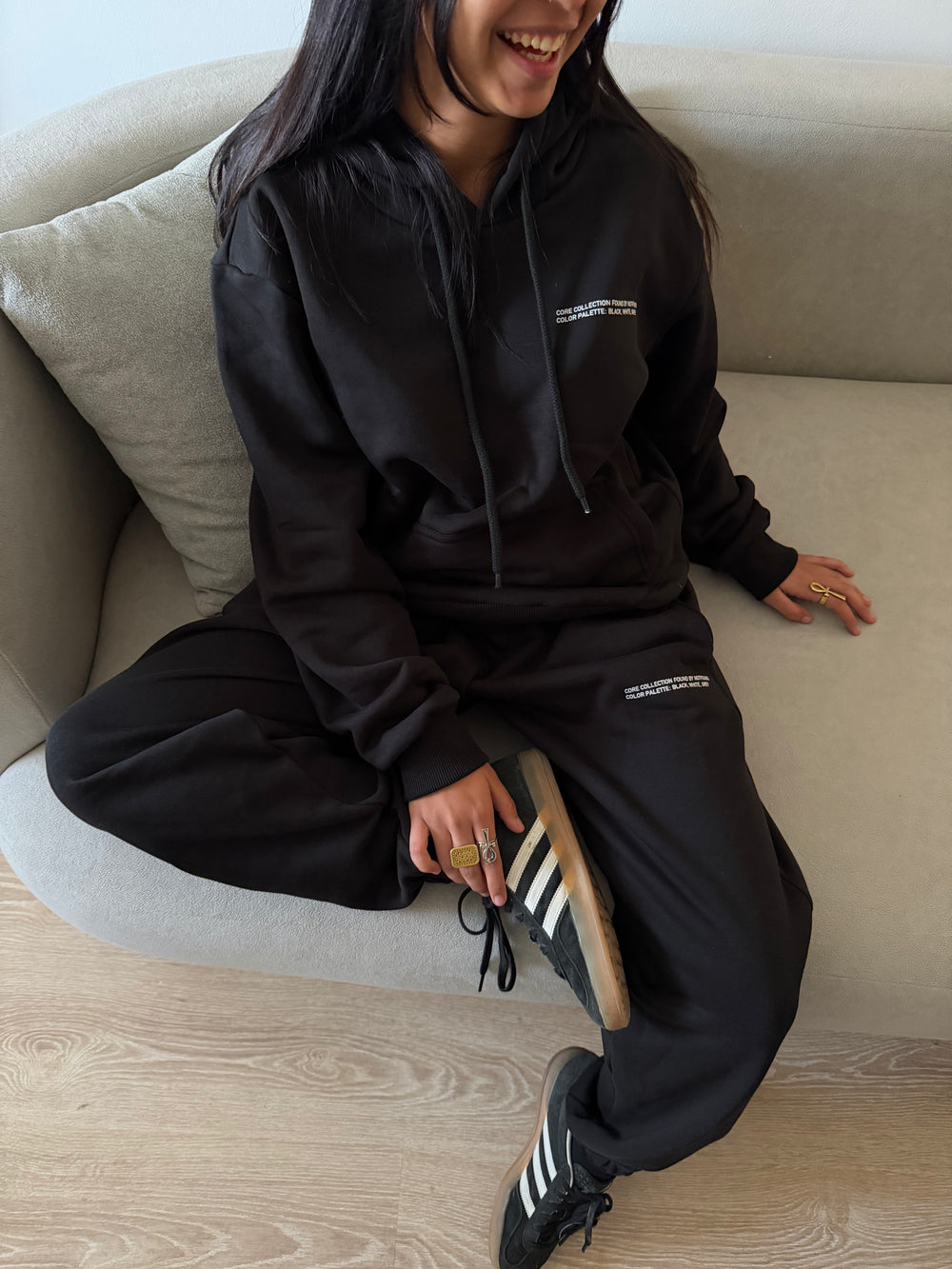 CORE HOODIE