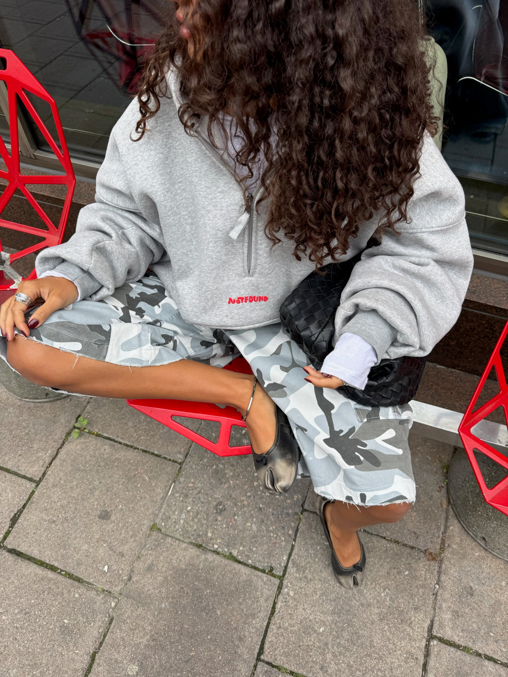 QUARTER ZIP HOODIE - GREY