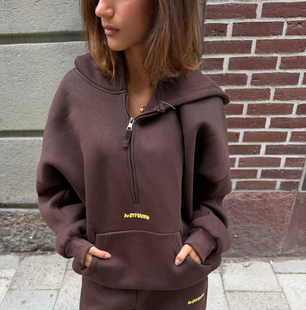 QUARTER ZIP HOODIE - BROWN